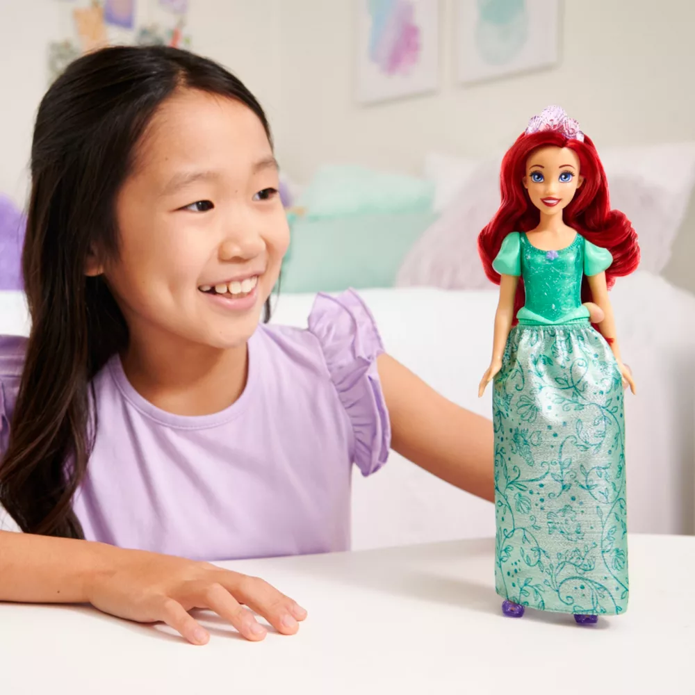 Mattel Poupée Mode Princesse Disney Ariel, La Petite Sirène 8 Mattel Poupée Mode Princesse Disney Ariel, La Petite Sirène – Image 6