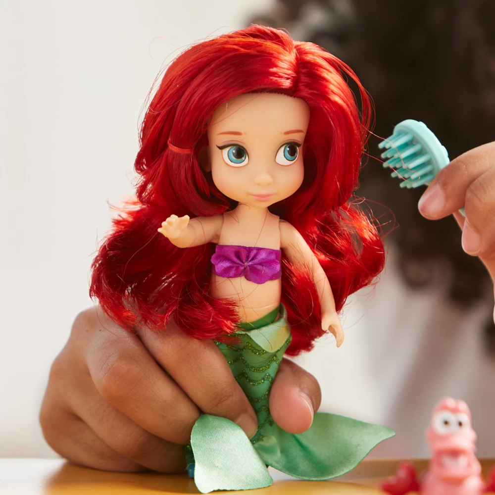 Disney Store Coffret Poupée Ariel Animator 5 Disney Store Coffret Poupée Ariel Animator – Image 3