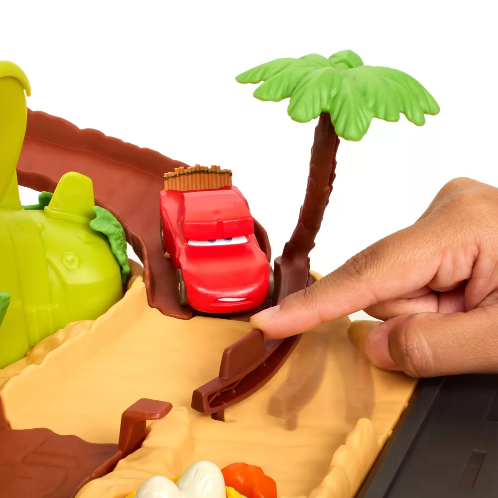 Mattel Terrain De Jeu Dinosaures Disney Pixar Cars : Sur La Route 4 Mattel Terrain De Jeu Dinosaures Disney Pixar Cars : Sur La Route – Image 2