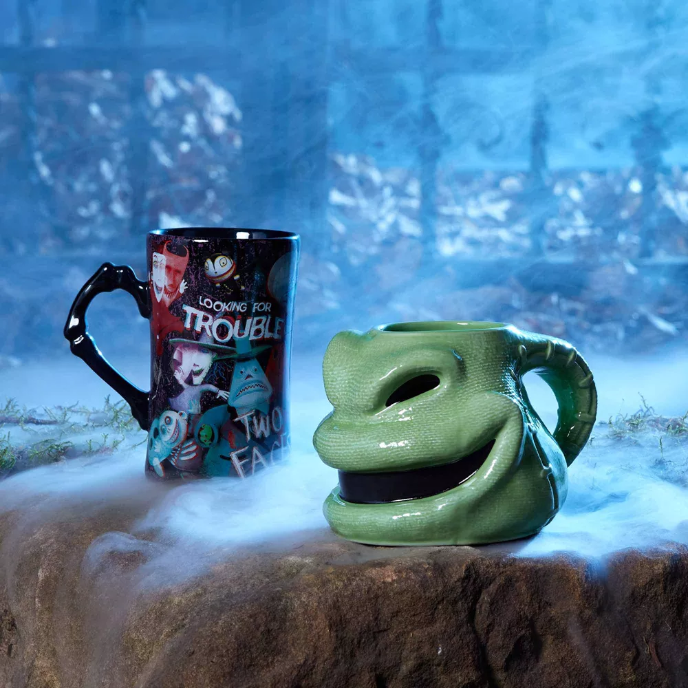 Disney Store Mug Changeant Oogie Boogie, L'Étrange Noël De Monsieur Jack 4 Disney Store Mug Changeant Oogie Boogie, L'Étrange Noël De Monsieur Jack – Image 2