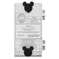 Disney Store Pin's Articulé Vaiana, Collection Disney Designer 8 Disney Store Pin's Articulé Vaiana, Collection Disney Designer -Disney 466042600576 2